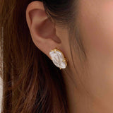 Mutiara Earrings