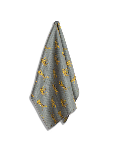 The Royal Standard - Tiger Walk Waffle Sports Towel   Gray/Multi    17x24