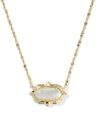 ELISA SCALLOP FRAME SHORT PENDANT NECKLACE GOLD NATURAL MOTHER OF PEARL