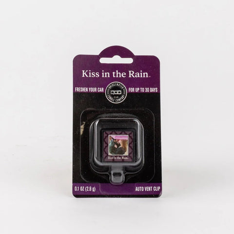 Auto Vent Clip Kiss In The Rain