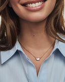 Kendra Scott-Daphne Frame Short Pendant Necklace Gold Light Pink Mother of Pearl
