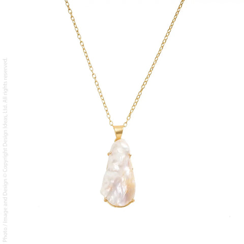 Mutiara Necklace